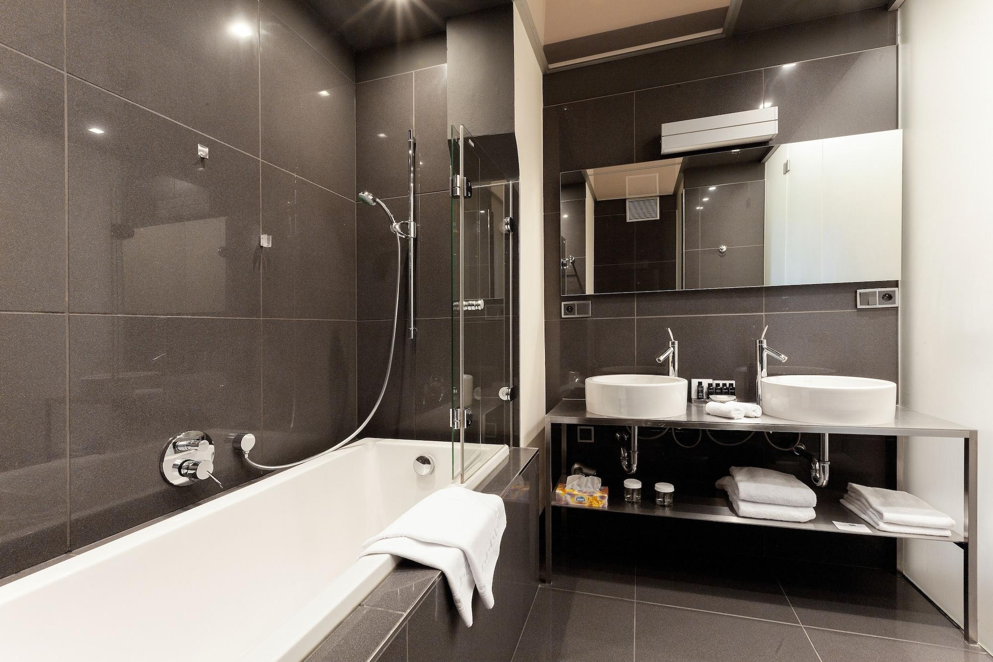 Old Town Square By Emblem Aparthotel Prag